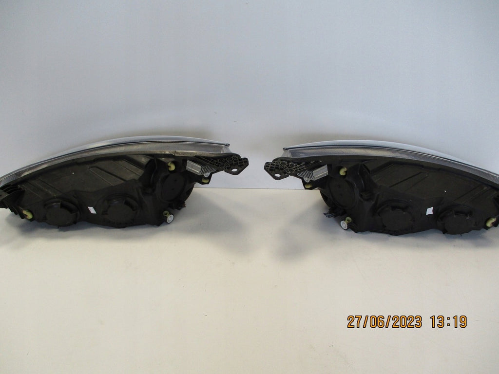 Frontscheinwerfer Ford Focus MX7B13E015CC LED Ein Stück (Rechts oder Links)