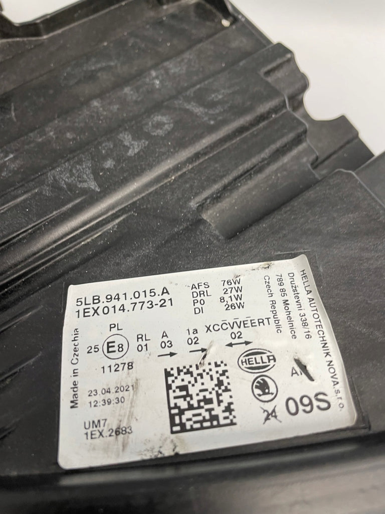 Frontscheinwerfer Skoda Enyaq 5LB941015A- Full LED Ein Stück (Rechts oder Links)