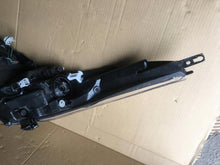 Laden Sie das Bild in den Galerie-Viewer, Frontscheinwerfer Toyota Chr C-Hr 81110-F4031-00 LED Rechts Headlight