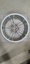 Load image into Gallery viewer, 1x Alufelge 18 Zoll 9.0" 5x130 43ET 98736213800 Porsche Boxster 987 Rim Wheel FEL9228796873bc