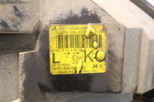 Laden Sie das Bild in den Galerie-Viewer, Frontscheinwerfer Honda Civic VII 1307022302 Links Scheinwerfer Headlight