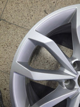 Laden Sie das Bild in den Galerie-Viewer, 1x Alufelge 18 Zoll 8.0" 5x112 40ET 8W0601025H Audi A4 B9 Rim Wheel FEL6675149099pp