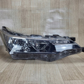 Frontscheinwerfer Toyota Corolla 81110-02L50-00 Rechts Scheinwerfer Headlight SCH7076882334nr