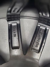 Load image into Gallery viewer, 1x Alufelge 17 Zoll 7.0" 5x114.3 45ET Glanz Silber PW457-05001 Toyota Avensis FEL8858250870rq