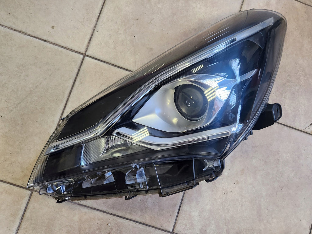 Frontscheinwerfer Toyota Yaris LED Links Scheinwerfer Headlight