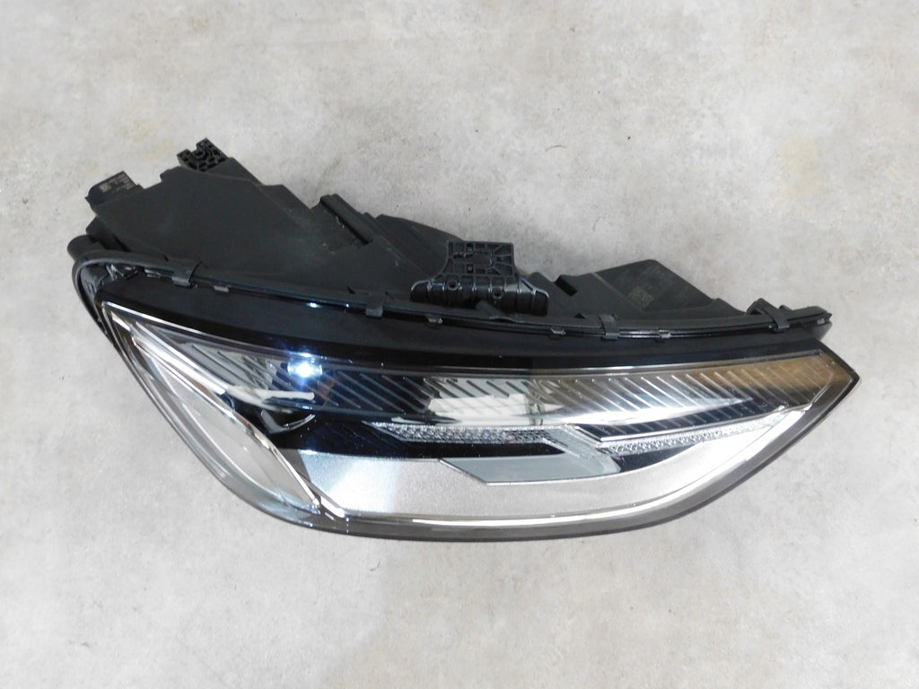 Frontscheinwerfer Audi A4 B9 8W0941012 LED Ein Stück (Rechts oder Links)