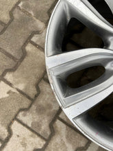 Laden Sie das Bild in den Galerie-Viewer, 1x Alufelge 18 Zoll 6855094 BMW 2 F45 F46 Rim Wheel FEL2009676179uk