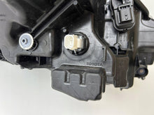 Laden Sie das Bild in den Galerie-Viewer, Frontscheinwerfer Toyota Yaris EUK0-8 Full LED Links Scheinwerfer Headlight SCH5040395383hh