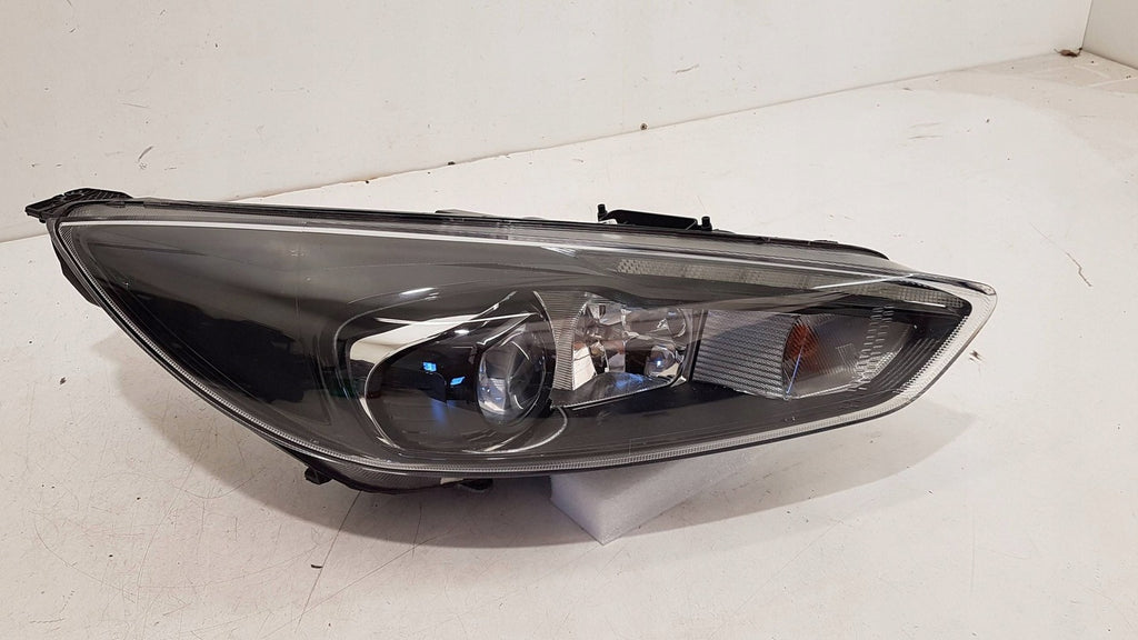 Frontscheinwerfer Ford Focus III F1EB-13D154-CG Xenon Rechts Headlight SCH9846422490pv