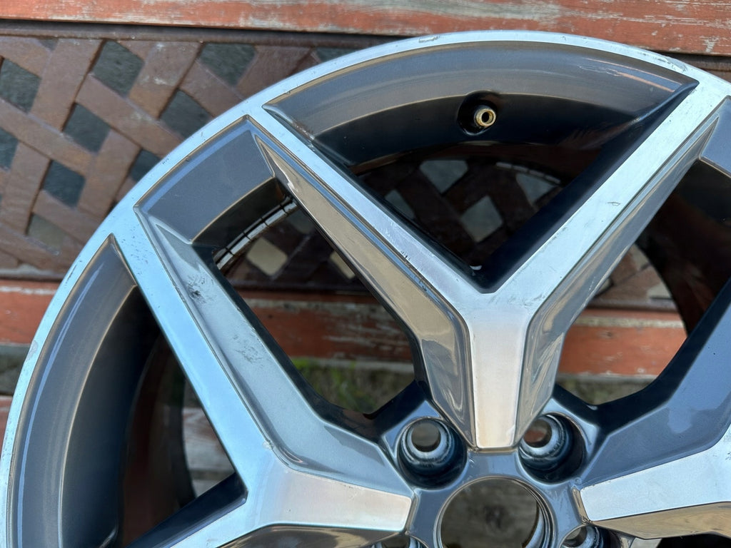 1x Alufelge 17 Zoll 7.0" 5x100 51ET Glanz Graphit 6F0601025C Mg Ibiza V