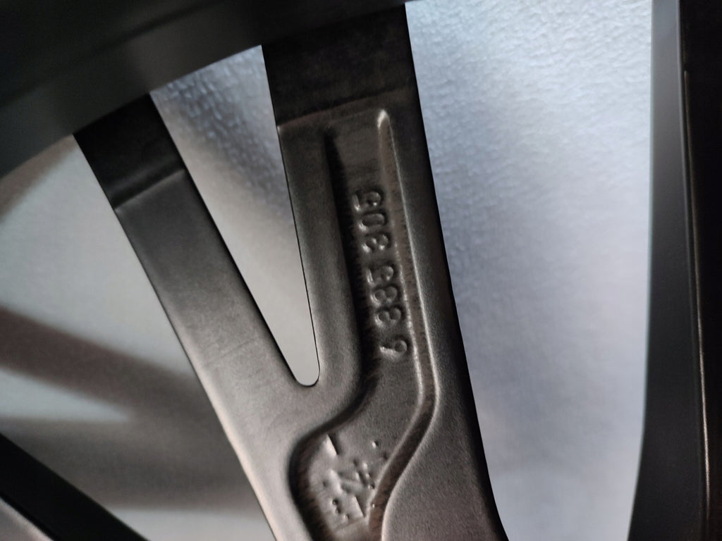 1x Alufelge 18 Zoll 7.5" 5x112 25ET Glanz Schwarz 6885305 BMW 3 G21 G20 FEL9763821708wo