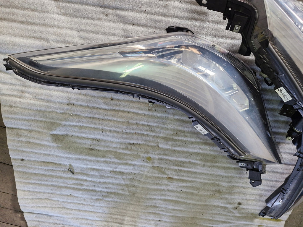 Frontscheinwerfer Toyota Chr 81110-F4180 81150-F4180 LED Rechts oder Links