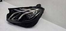 Laden Sie das Bild in den Galerie-Viewer, Frontscheinwerfer Mercedes-Benz W213 A2139064104 Links Scheinwerfer Headlight SCH1045174913ii