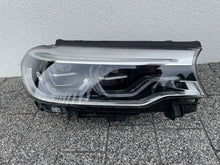 Laden Sie das Bild in den Galerie-Viewer, Frontscheinwerfer BMW G31 G30 8499122 Rechts Scheinwerfer Headlight SCH8721289060ki