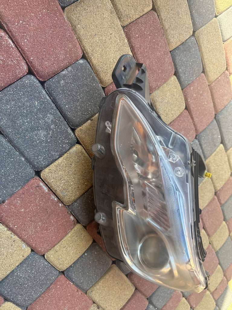 Frontscheinwerfer Peugeot 2008 I 90015175 9677810180 Vorderseite Headlight SCH1475971224oe