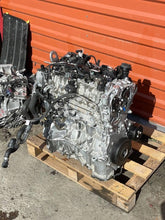Laden Sie das Bild in den Galerie-Viewer, Motor Mercedes-Benz Gla H247 282914 1.3 163PS 1TKm Benzin Engine Unkomplett MOT2145401172nh