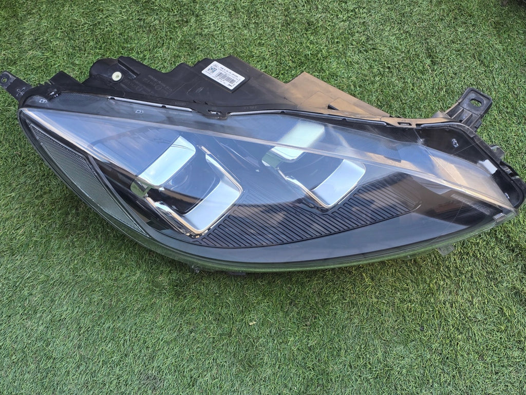 Frontscheinwerfer Ford Kuga LV4B-13E016-AP LED Rechts Scheinwerfer Headlight SCH7907317725ju