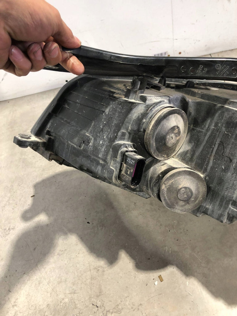Frontscheinwerfer VW Caddy 2K1941016A Rechts Scheinwerfer Headlight SCH3850100548fa
