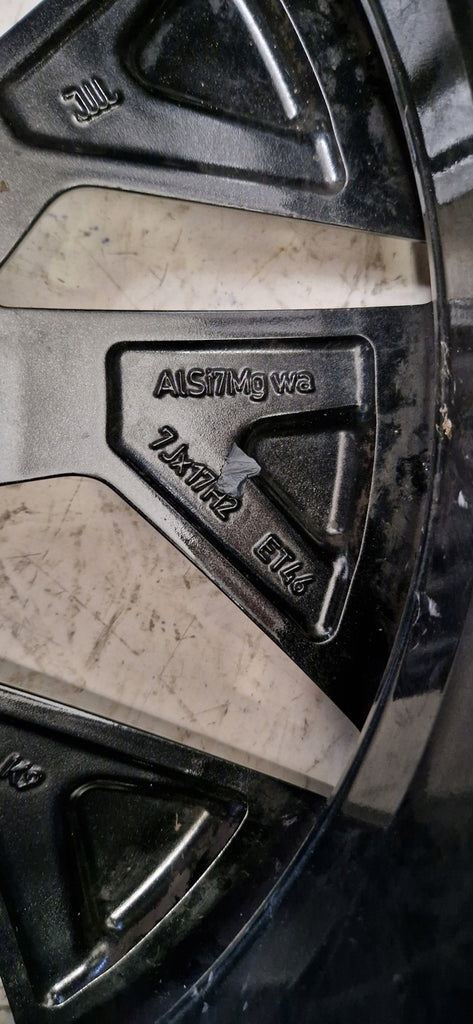 1x Alufelge 17 Zoll 7.0" 5x112 46ET Glanz Silber 5E3601025 Mg Octavia 5e3