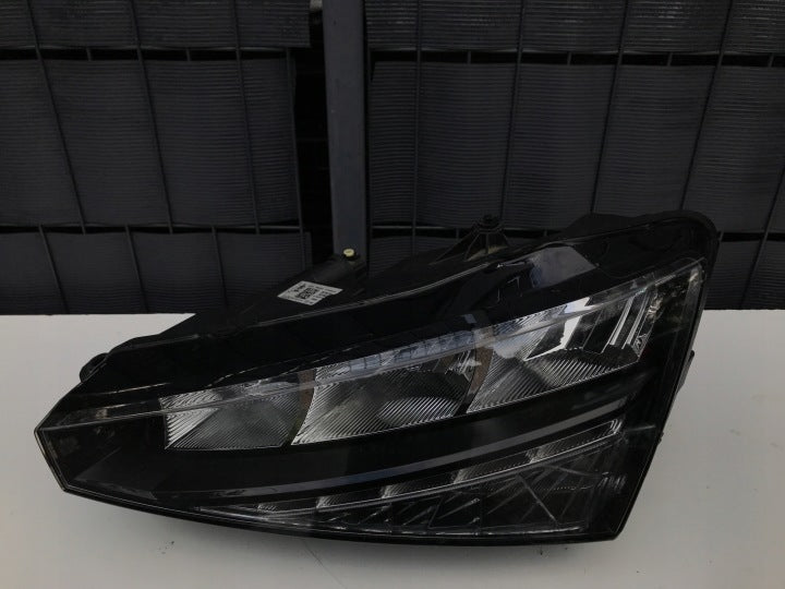 Frontscheinwerfer Skoda Scala 657941015 LED Links Scheinwerfer Headlight SCH9336642320jl