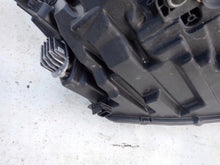 Laden Sie das Bild in den Galerie-Viewer, Frontscheinwerfer Skoda Octavia IV Links Scheinwerfer Headlight SCH4089644801yp