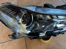 Laden Sie das Bild in den Galerie-Viewer, Frontscheinwerfer Maserati Ghibli M157 670004658 Rechts Scheinwerfer Headlight SCH6332658999ac