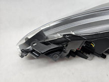 Load image into Gallery viewer, Frontscheinwerfer Toyota Yaris SPP8954 Rechts Scheinwerfer Headlight