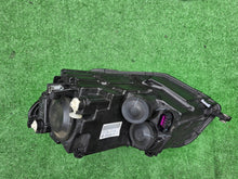 Load image into Gallery viewer, Frontscheinwerfer VW Caddy 2K1941016B Rechts Scheinwerfer Headlight SCH9280879390wb
