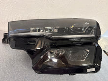 Laden Sie das Bild in den Galerie-Viewer, Frontscheinwerfer Audi Karoq 57B941035B Links Scheinwerfer Headlight SCH8379436864kb
