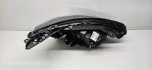 Laden Sie das Bild in den Galerie-Viewer, Frontscheinwerfer Renault Clio 5 260609987R Links Scheinwerfer Headlight