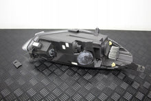 Load image into Gallery viewer, Frontscheinwerfer Ford Fiesta L1BB-13E015-CE Links Scheinwerfer Headlight