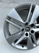 Laden Sie das Bild in den Galerie-Viewer, 1x Alufelge 17 Zoll 6.5" 5x112 41ET Glanz 3V0601025BH Skoda Superb Iii Rim Wheel FEL2552036467en