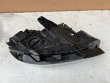 Laden Sie das Bild in den Galerie-Viewer, Frontscheinwerfer VW Passat B8 3G1941035Q Full LED Links Scheinwerfer Headlight SCH7848500876pv