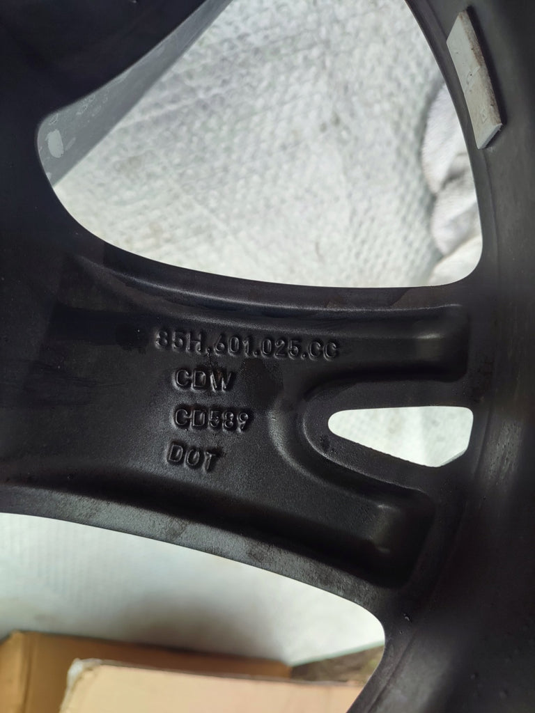1x Alufelge 20 Zoll 10.0" 5x130 39ET Glanz 85H601025CC Audi Rim Wheel FEL2876740901tw