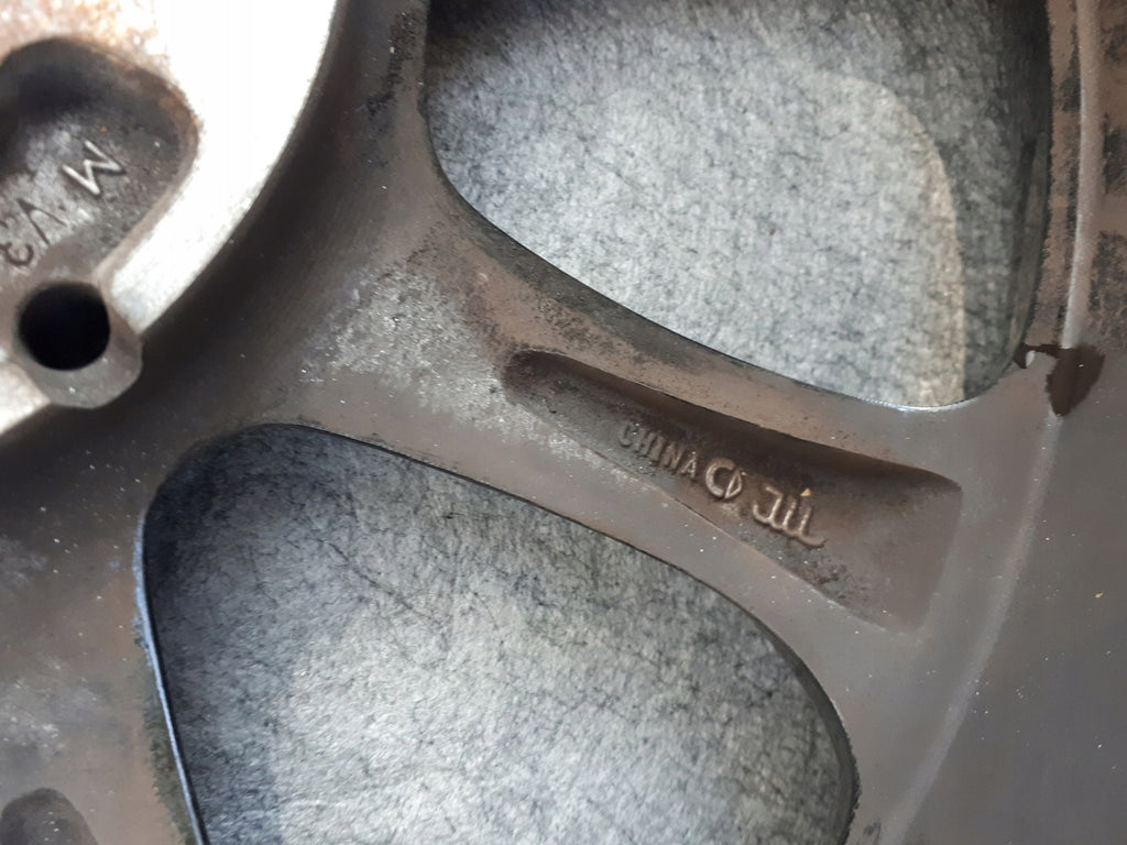 1x Alufelge 15 Zoll 5.0" 4x100 32ET 403005659R A4534011301 Renault Twingo Iii