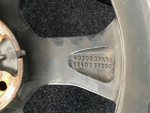 Load image into Gallery viewer, 1x Alufelge 17 Zoll 6.5&quot; 4x100 50ET Glanz Schwarz 40300-5FA5 Nissan Micra K14