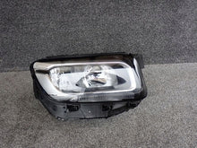 Laden Sie das Bild in den Galerie-Viewer, Frontscheinwerfer Mercedes-Benz W247 A2479062400 Rechts Scheinwerfer Headlight SCH9637769863co