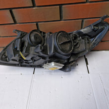 Laden Sie das Bild in den Galerie-Viewer, Frontscheinwerfer Saab 9-3 93 16561800 Xenon Rechts Scheinwerfer Headlight