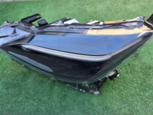 Laden Sie das Bild in den Galerie-Viewer, Frontscheinwerfer Toyota Yaris Cross Full LED Links Scheinwerfer Headlight SCH6594175795jg