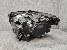 Laden Sie das Bild in den Galerie-Viewer, Frontscheinwerfer Mercedes-Benz W247 A2479061404 LED Rechts Headlight SCH1846408612te