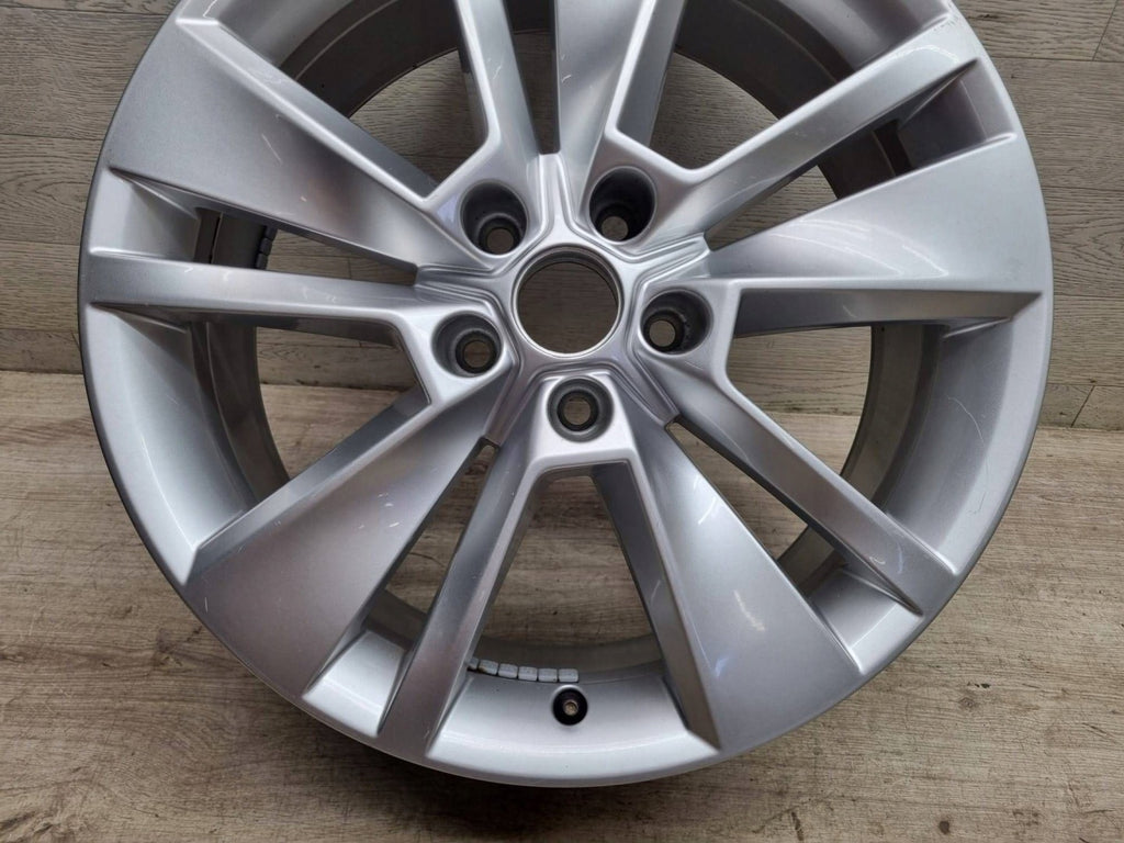 1x Alufelge 18 Zoll 5x112 565601025C Skoda Kodiaq Rim Wheel FEL9224496874ek