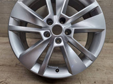 Laden Sie das Bild in den Galerie-Viewer, 1x Alufelge 18 Zoll 5x112 565601025C Skoda Kodiaq Rim Wheel FEL9224496874ek