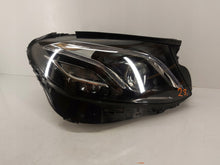 Laden Sie das Bild in den Galerie-Viewer, Frontscheinwerfer Mercedes-Benz W213 A2139069608 Xenon Rechts Headlight SCH8386073207tv