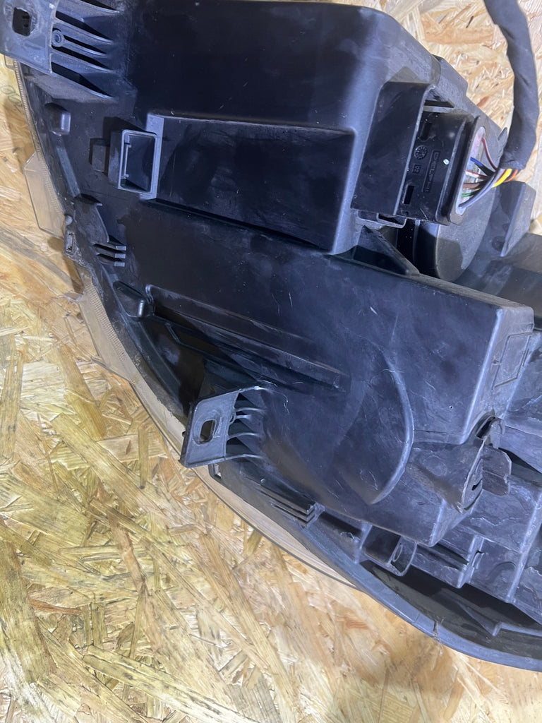 Frontscheinwerfer Mercedes-Benz Sprinter A9109060100 Rechts Headlight