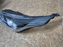 Load image into Gallery viewer, Frontscheinwerfer Kia Ceed 92101J7100 Links Scheinwerfer Headlight