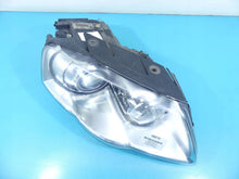 Laden Sie das Bild in den Galerie-Viewer, Frontscheinwerfer VW Passat Halogen Rechts Scheinwerfer Headlight