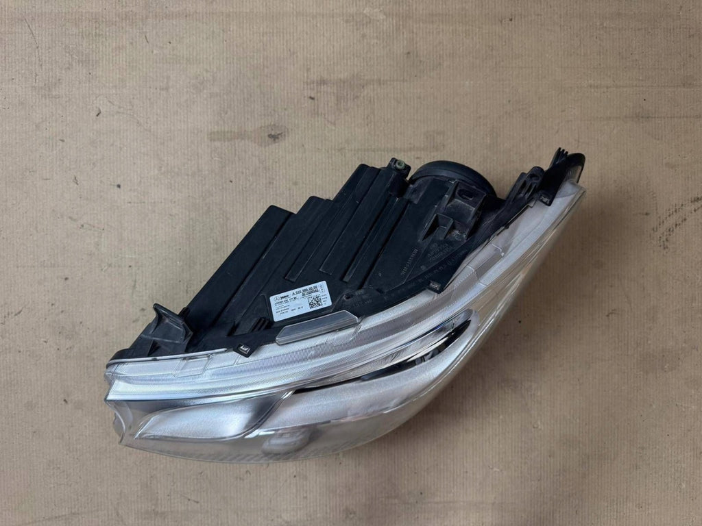 Frontscheinwerfer Mercedes-Benz Sprinter A9109060000 Links Headlight SCH2395367600dq