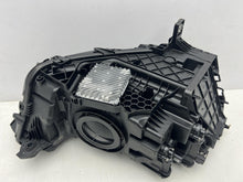 Laden Sie das Bild in den Galerie-Viewer, Frontscheinwerfer Audi Q3 83A941011 LED Links Scheinwerfer Headlight SCH5177775727gv