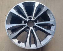 Load image into Gallery viewer, 1x Alufelge 19 Zoll 7.5" 5x112 49ET Silber A4474015400 Mercedes-Benz Vito W447 FEL2115727644mj