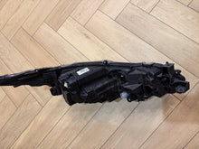 Laden Sie das Bild in den Galerie-Viewer, Frontscheinwerfer Toyota Corolla 81150-02T51 Links Scheinwerfer Headlight SCH4864254475sw